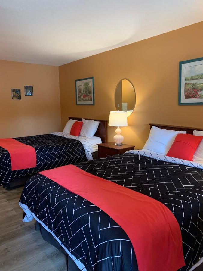 Motel Bavaria Radium Hot Springs Ngoại thất bức ảnh
