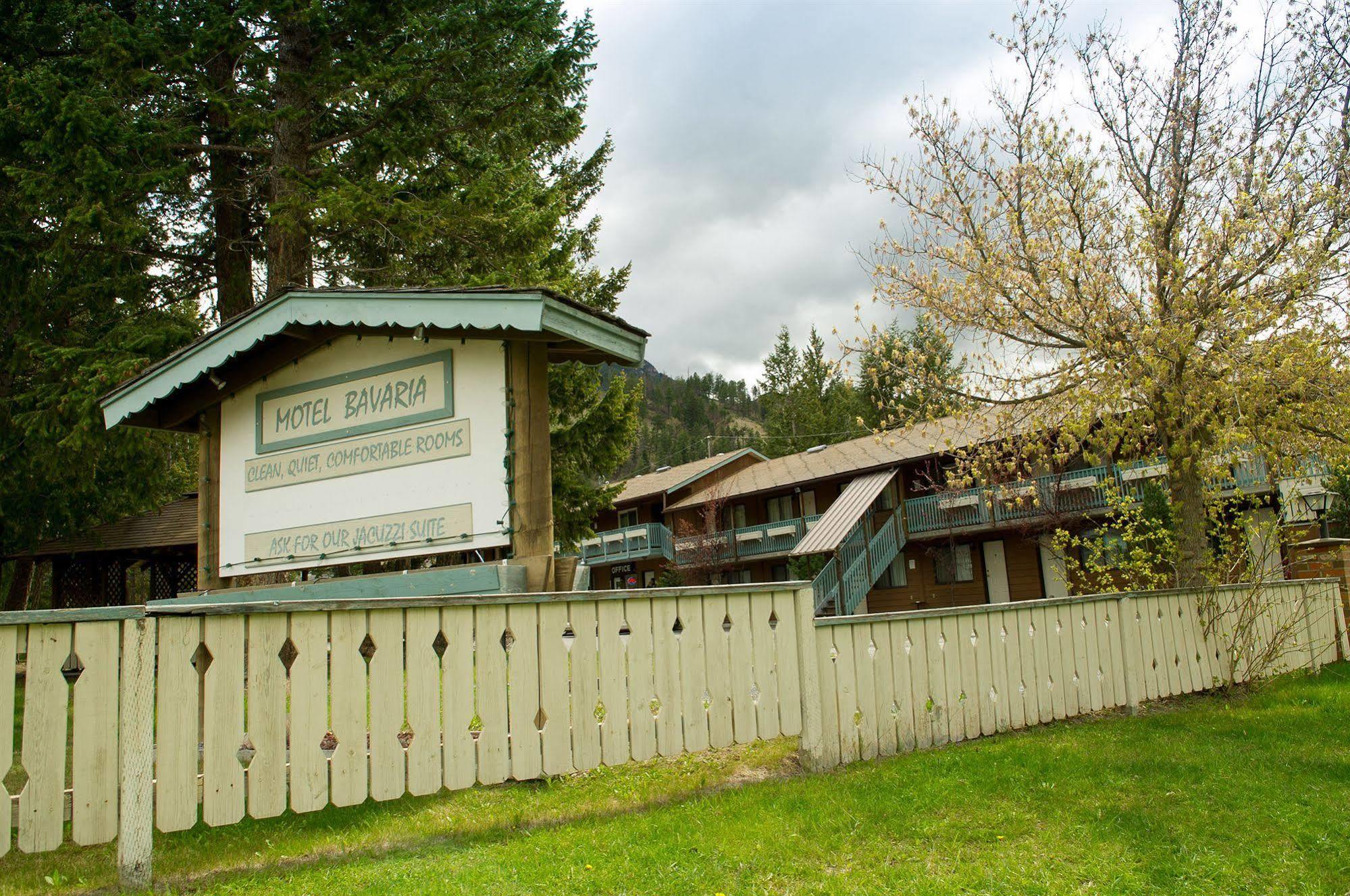 Motel Bavaria Radium Hot Springs Ngoại thất bức ảnh